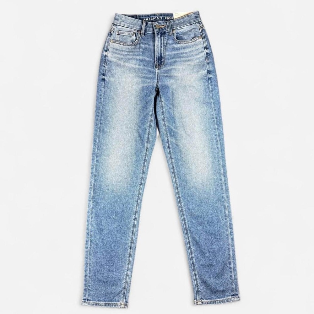 NWT American Eagle Curvy Mom Jeans Light Wash Size 0 (25W)‎